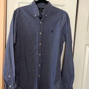 Ralph Lauren men’s long sleeve plaid shirt. 100 percent cotton. Size S